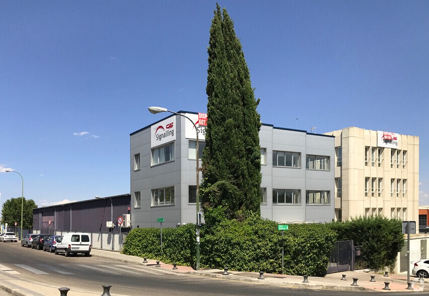 Calle Sepúlveda, 7 B, Alcobendas, Madrid for lease - Building Photo - Image 1 of 1