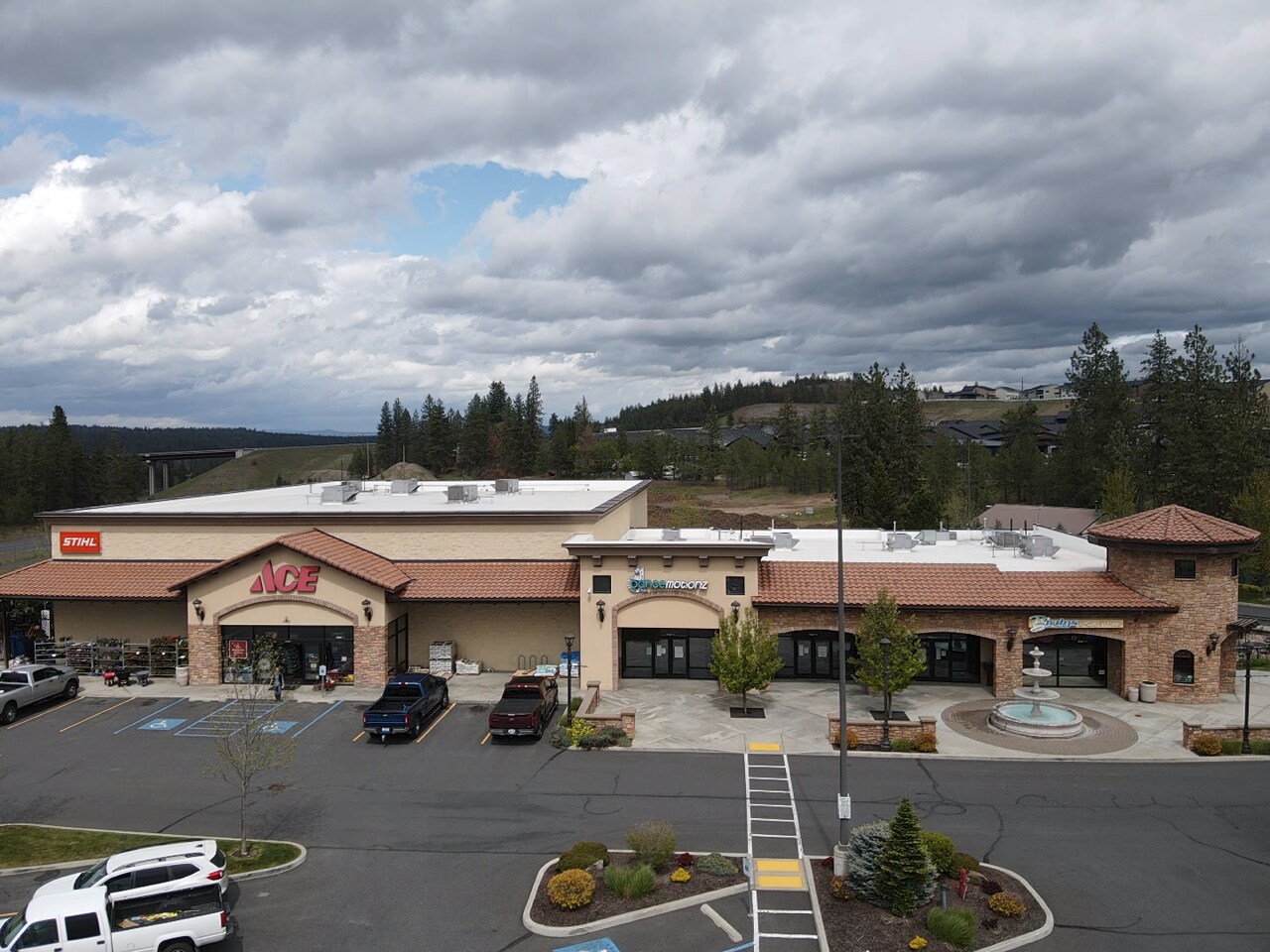 12908 N Highway 395, Spokane, WA for lease Primary Photo- Image 1 of 3