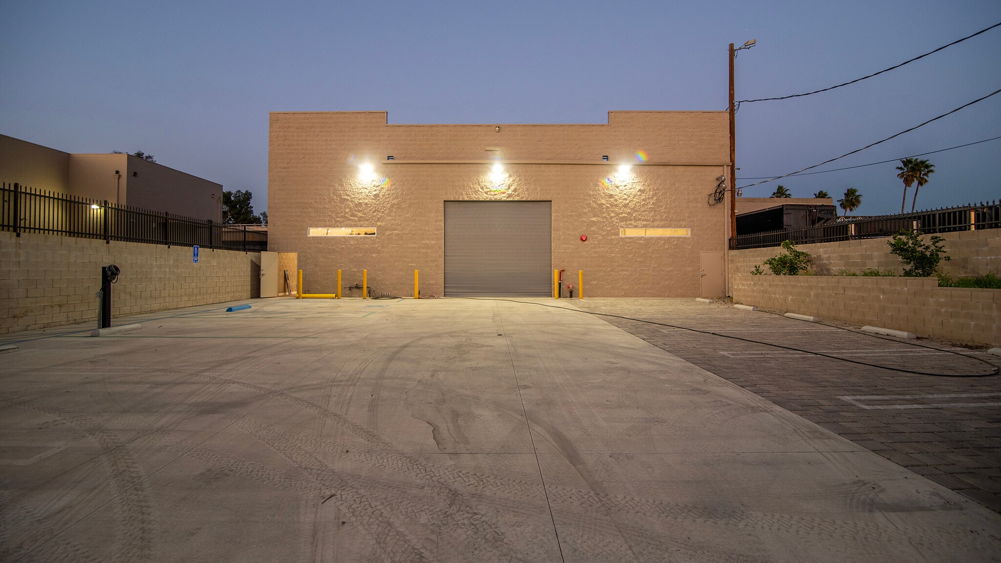8582 Telfair Ave, Sun Valley, CA for lease Interior Photo- Image 1 of 11