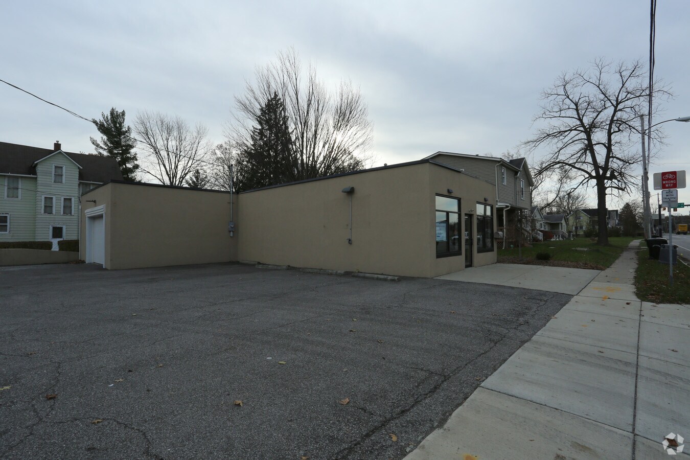 1600 Middle Ave, Elyria, OH 44035 Office for Sale