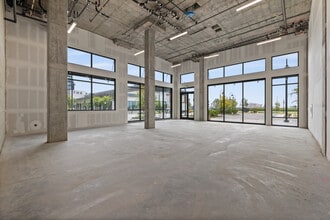 2010 E Warner Ave, Santa Ana, CA for lease Building Photo- Image 2 of 8