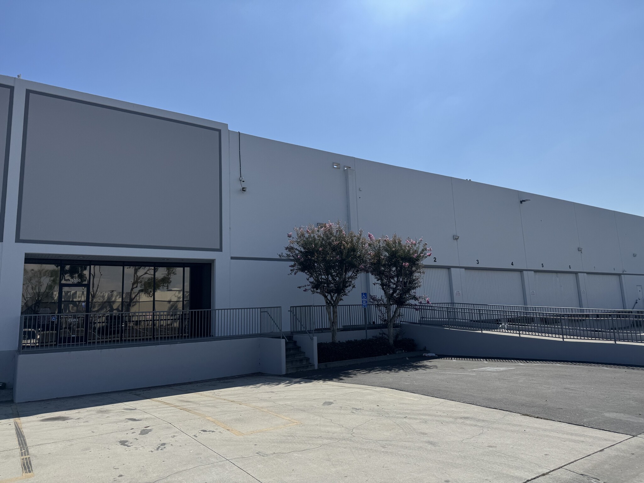 15050-15066 Shoemaker Ave, Santa Fe Springs, CA for lease Building Photo- Image 1 of 6