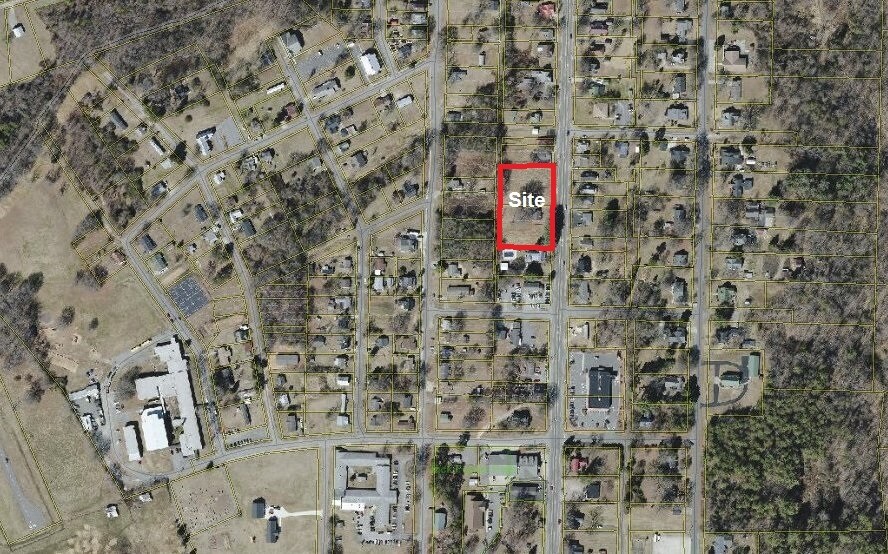 711 N Main St, Walnut Cove, NC for sale Primary Photo- Image 1 of 1