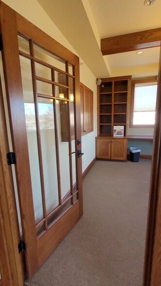11270-11274 86th Ave N, Maple Grove, MN for lease - Commercial Listing Video - Image 2 of 38