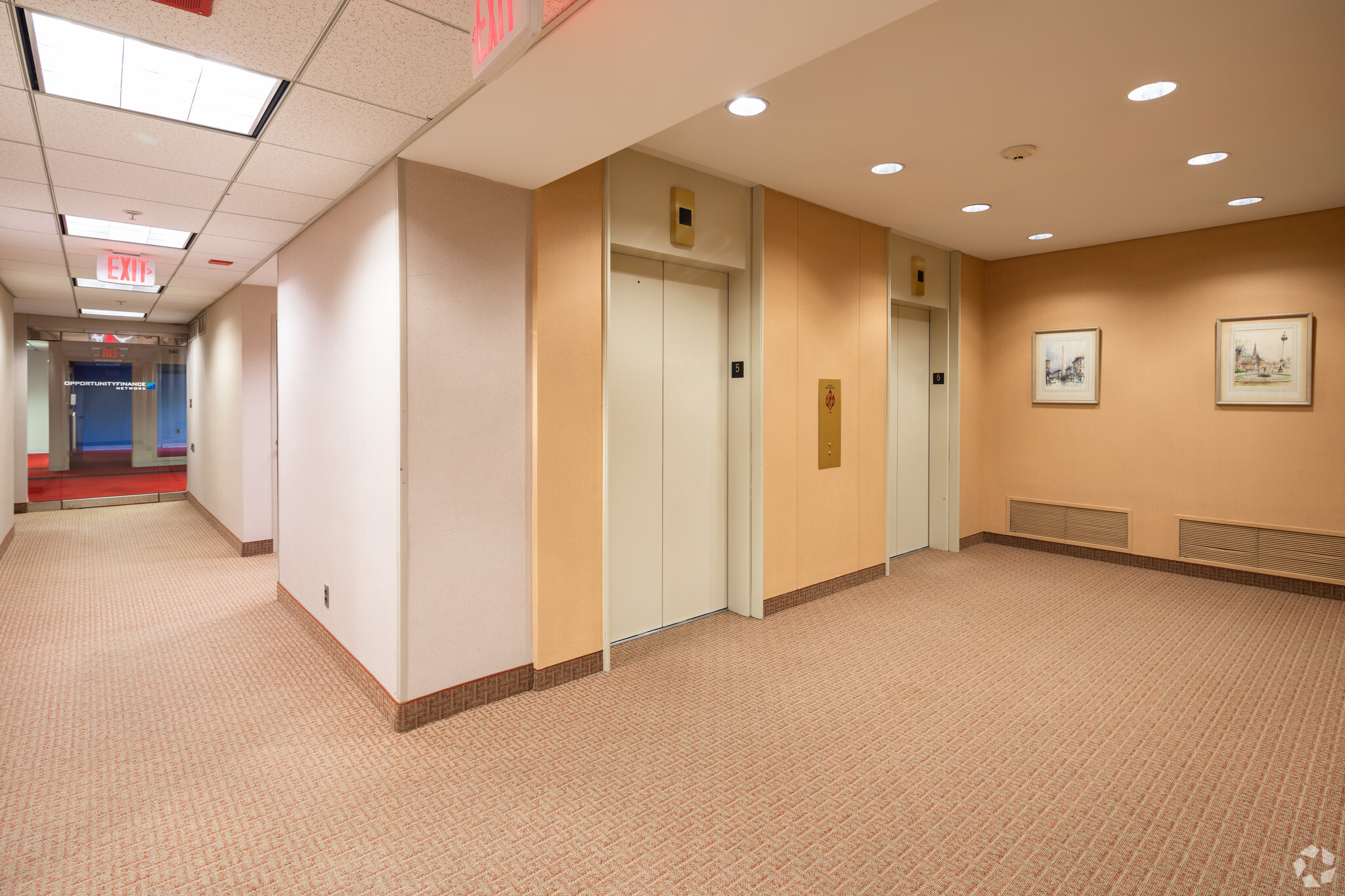 1100 Connecticut Ave NW, Washington, DC for lease Interior Photo- Image 1 of 9