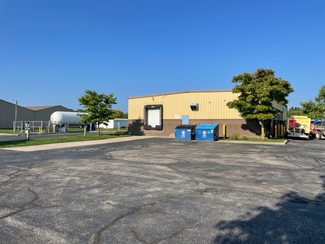 512 Herriman Ct, Noblesville, IN for lease - Building Photo - Image 3 of 8