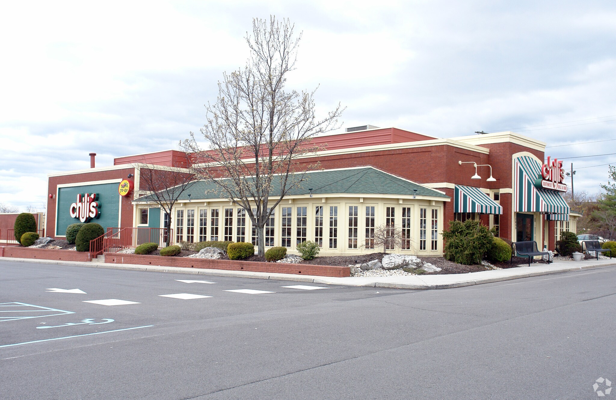 1665a Oak Tree Rd, Edison, NJ 08820 Oak Tree Shopping Center