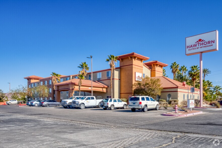 910 S Boulder Hwy, Henderson, NV for sale - Primary Photo - Image 1 of 2