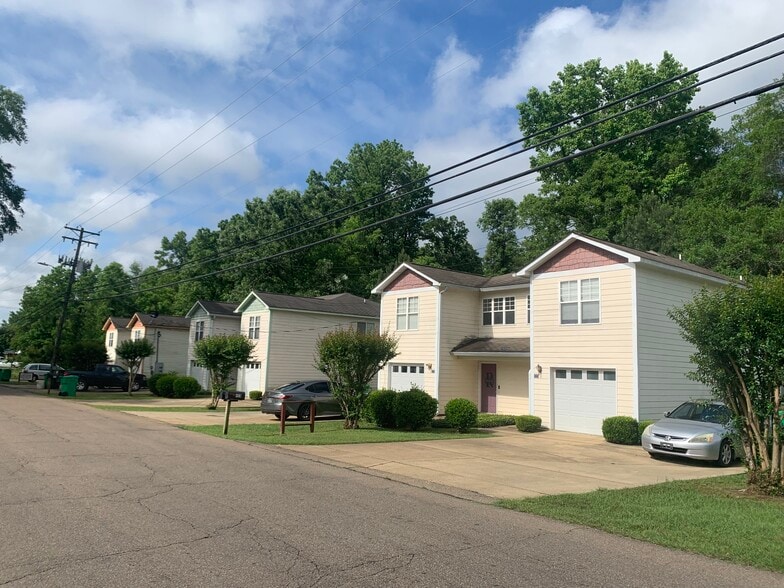 413 N McCrary Rd, Columbus, MS for sale - Building Photo - Image 2 of 21