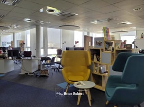 Office in Villeurbanne for lease Interior Photo- Image 2 of 10