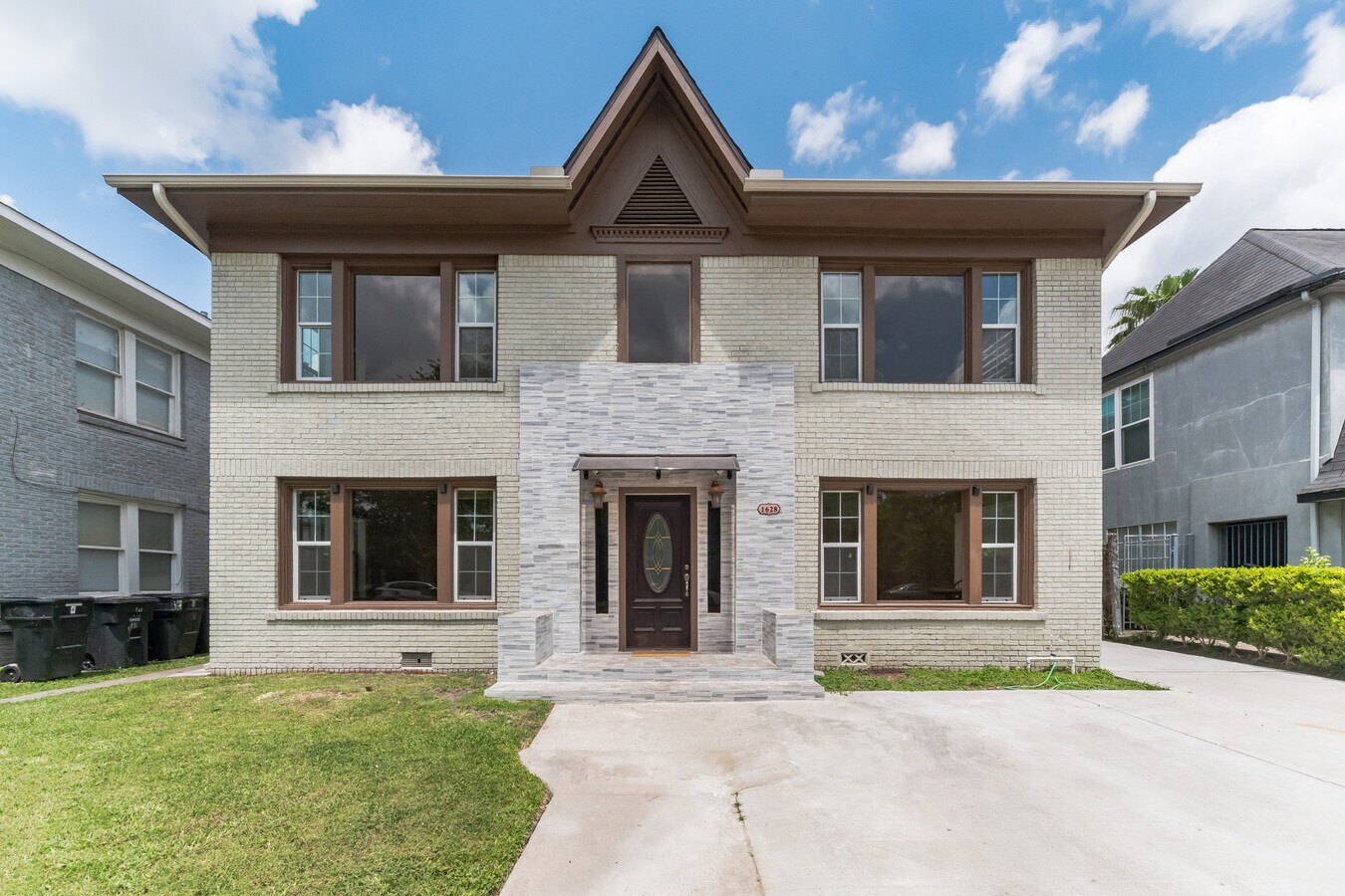 1628 Hawthorne St, Houston, TX 77006