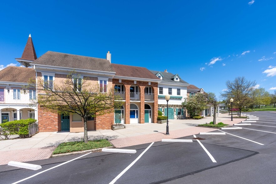 101-500 Lakemont Park Blvd, Altoona, PA for lease - Building Photo - Image 3 of 5