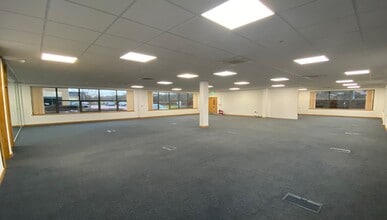 Olympic Way, Warrington for lease Interior Photo- Image 2 of 7