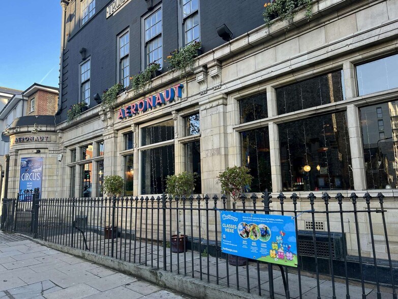 264 High St, London for lease - Building Photo - Image 2 of 3