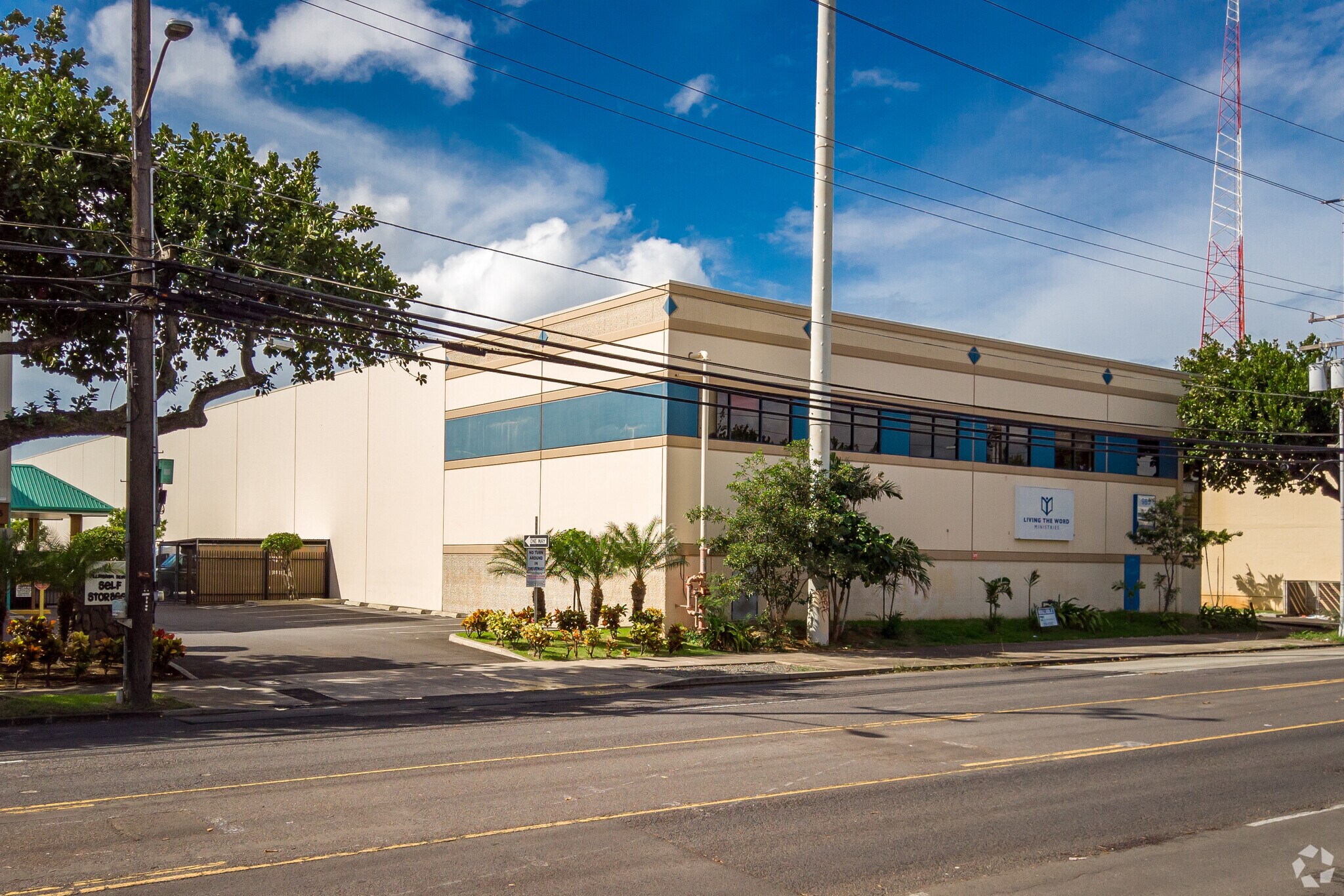 985 Dillingham Blvd, Honolulu, HI 96817 Industrial for Lease