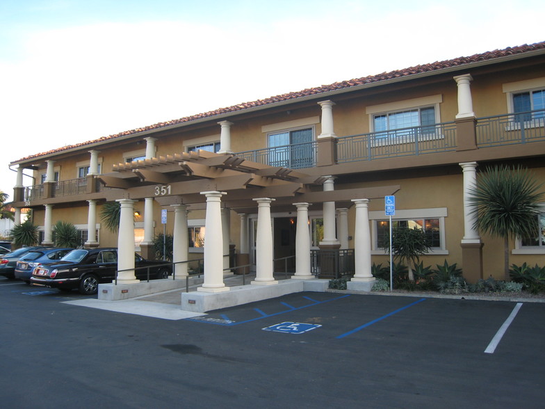 351 Santa Fe Dr, Encinitas, CA for lease - Building Photo - Image 1 of 2