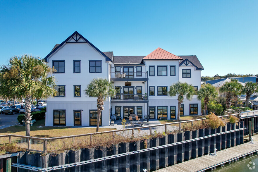 670 Marina Dr, Charleston, SC for lease - Building Photo - Image 2 of 23