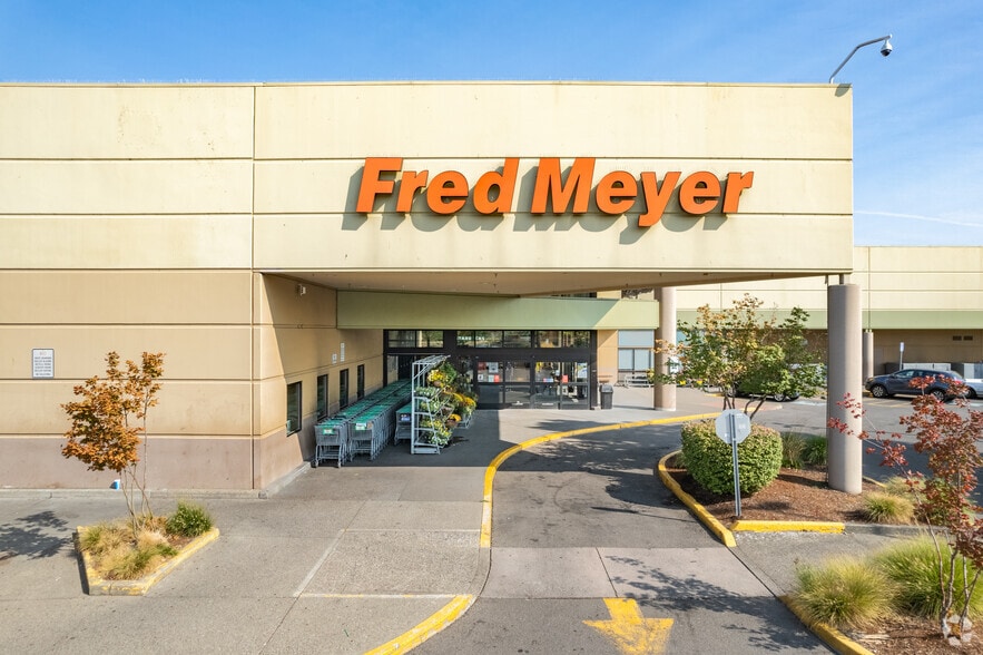 1111 NE 102nd Ave, Portland, OR for sale - Building Photo - Image 2 of 6