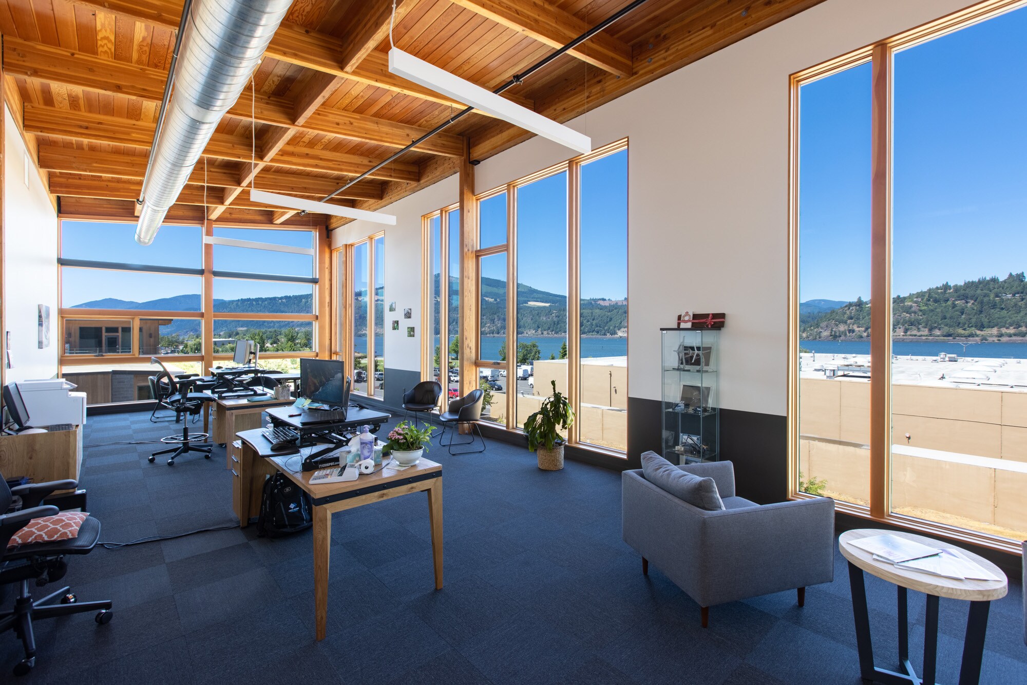 407 Portway Ave, Hood River, OR for sale Interior Photo- Image 1 of 1
