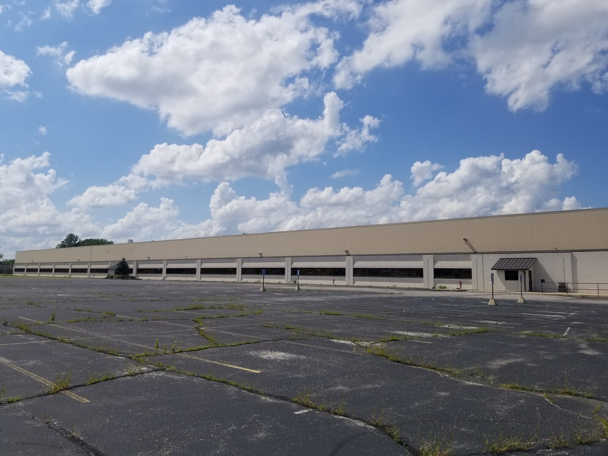 13301500 W Laskey Rd, Toledo, OH 43612 1330 W. Laskey