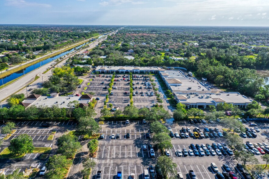 2700 Immokalee Rd, Naples, FL for lease - Building Photo - Image 2 of 9