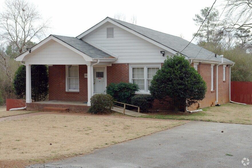 2199 Mt Zion Rd, Jonesboro, GA 30236