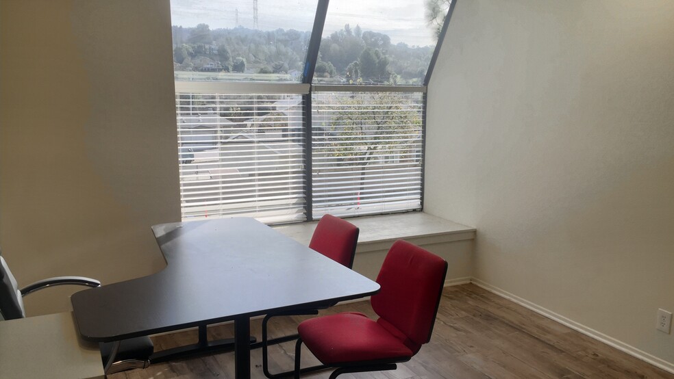 3333 S Brea Canyon Rd, Diamond Bar, CA for lease - Building Photo - Image 3 of 5