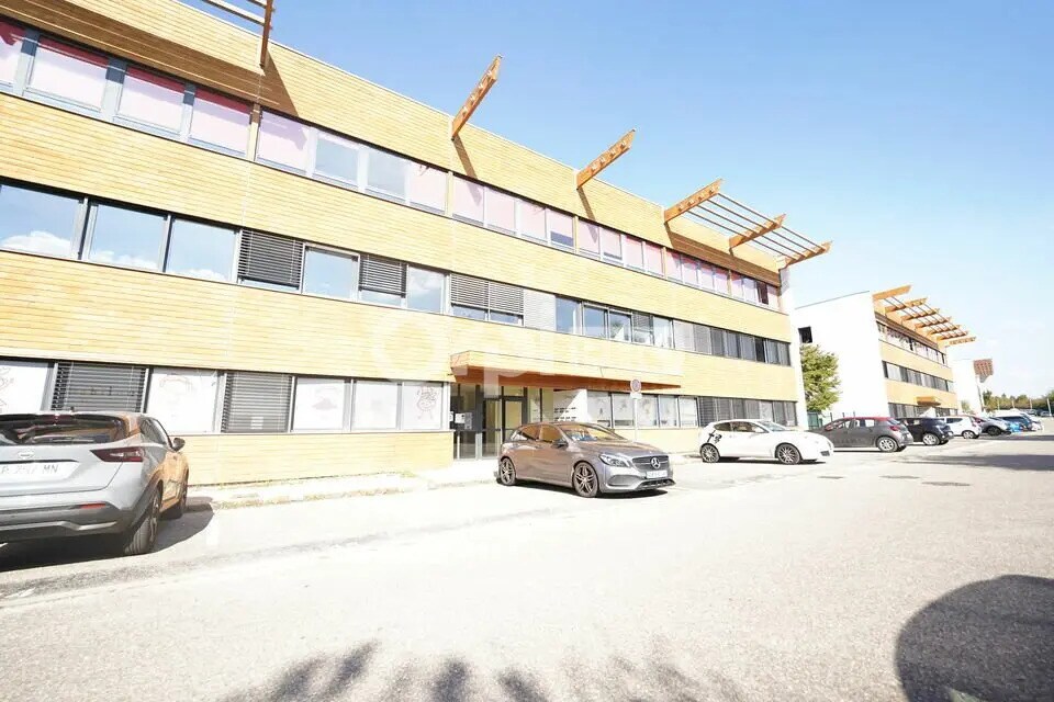 Location Bureaux 140 m² à 306 m² - Photo 1