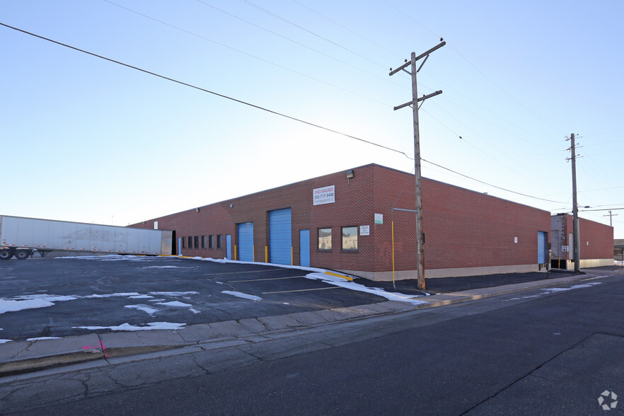 2506-2596 W Barberry Pl, Denver, CO for lease - Building Photo - Image 2 of 4