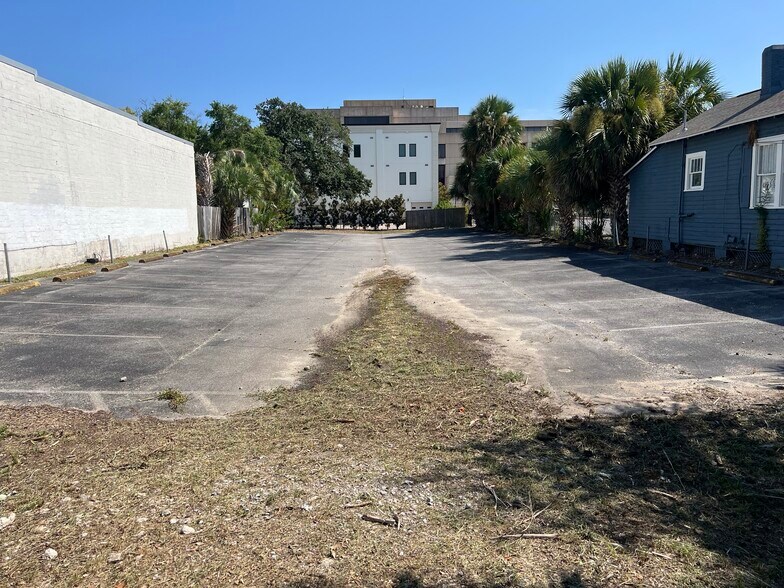 100 Blk Intendencia St, Pensacola, FL for sale - Building Photo - Image 2 of 4