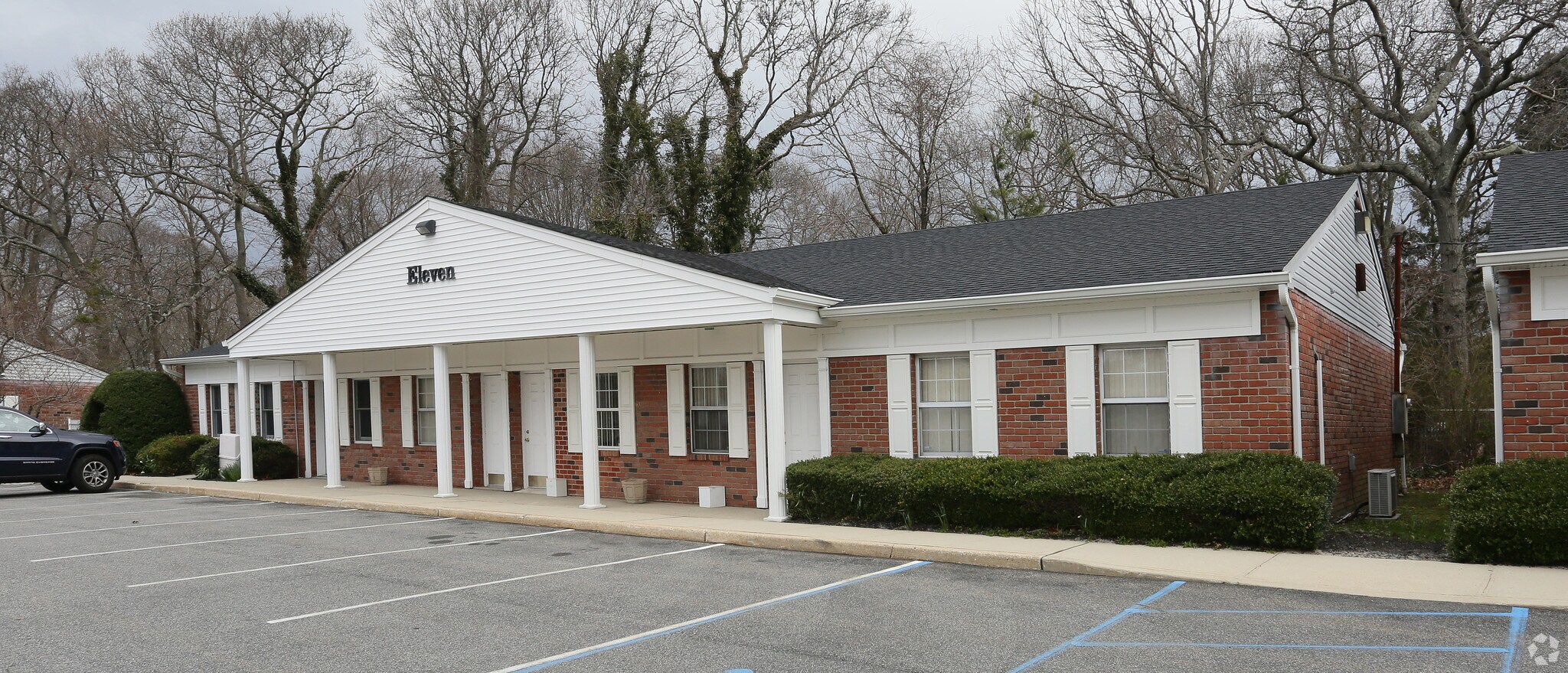 5860 Nesconset Hwy, Port Jefferson Station, NY for sale Primary Photo- Image 1 of 1