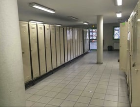 Office in Jassans-Riottier for lease Interior Photo- Image 2 of 3