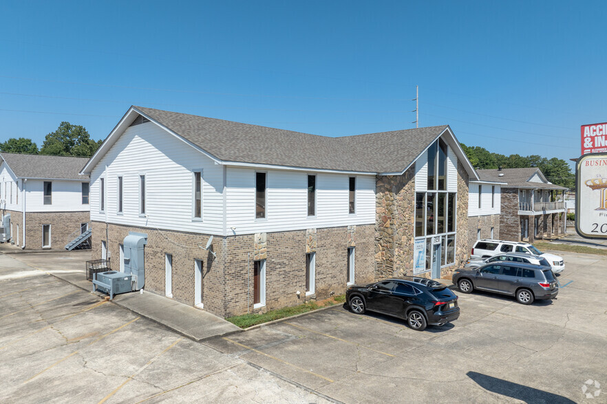 1515 Huffman Rd, Center Point, AL for lease - Building Photo - Image 1 of 30