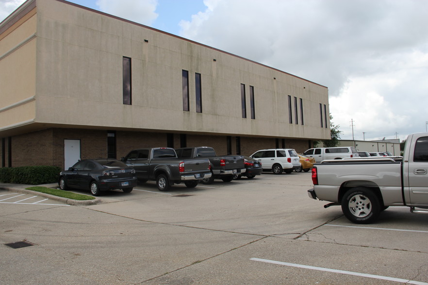 2000 25th Ave N, Texas City, TX for lease - Building Photo - Image 3 of 10