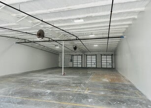 300 Race Track Rd S, Oldsmar, FL for lease Interior Photo- Image 2 of 2