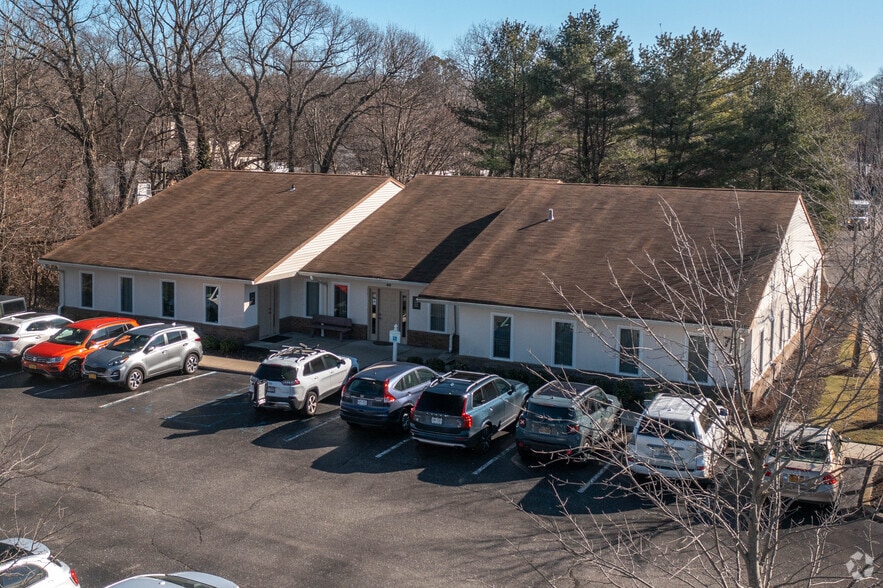 5225 Nesconset Hwy, Port Jefferson Station, NY for sale - Primary Photo - Image 1 of 1