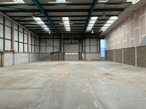 Snowdon Dr, Milton Keynes for lease Interior Photo- Image 1 of 1