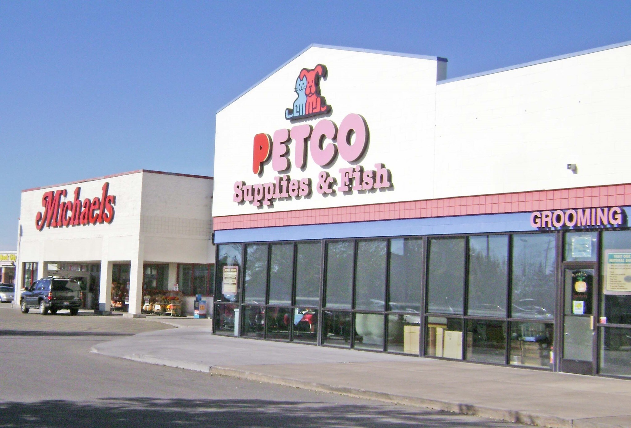 2345-2395 E 17th St, Idaho Falls, ID for sale Building Photo- Image 1 of 1