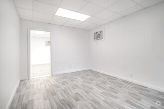 14309 Toepperwein Rd, San Antonio, TX for lease Building Photo- Image 2 of 4