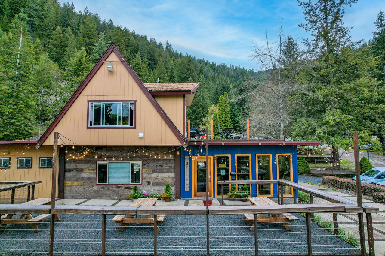 10588 E Wolf Lodge Bay, Coeur d'Alene, ID 83814 - Lake Coeur d'Alene