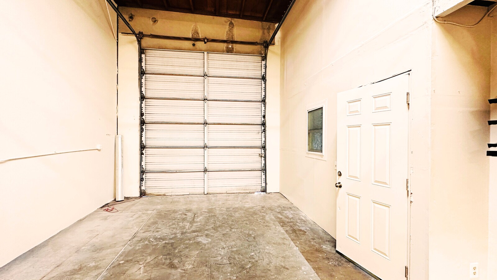 2535 W Winton Ave, Hayward, CA 94545 - Unit 4C - - Interior Photo - Image 1 of 4