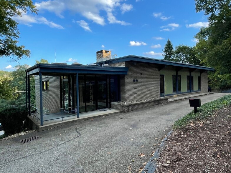 3996 Mt Royal Blvd, Allison Park, PA for lease - Building Photo - Image 2 of 15