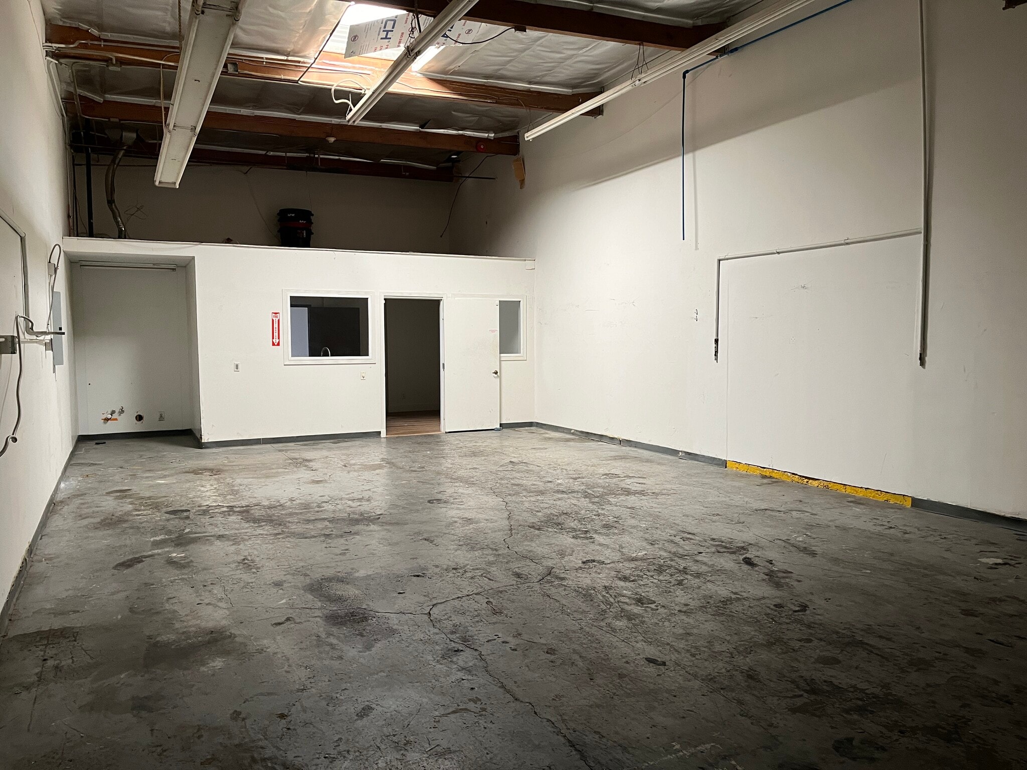 2220 Eastridge Ave, Riverside, CA for lease Interior Photo- Image 1 of 3