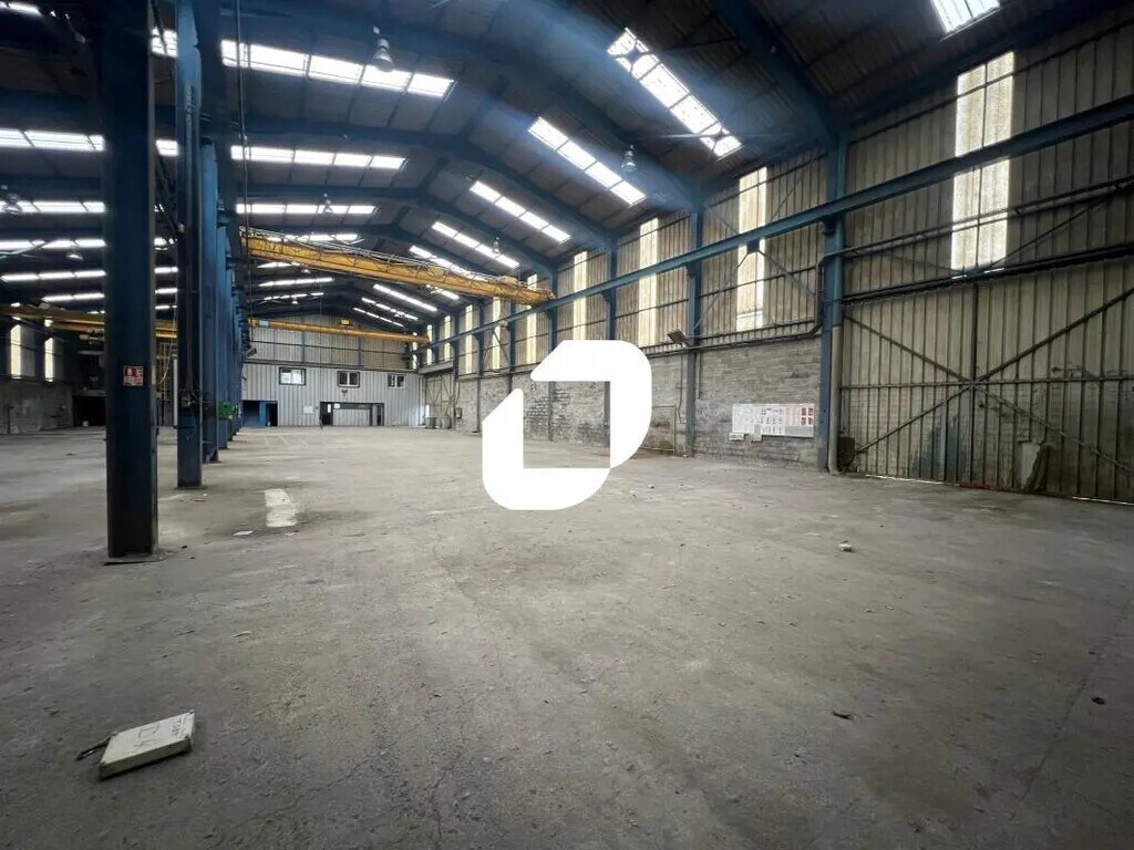 Vente Local d'activités 1 500 m² - Photo 1