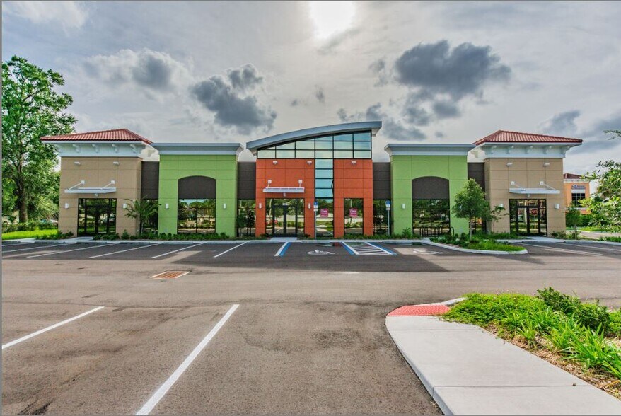 100 N Dean Rd, Orlando, FL for lease - Building Photo - Image 1 of 2