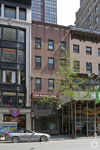 275 Fifth Ave, New York, NY for sale - Primary Photo - Image 1 of 1