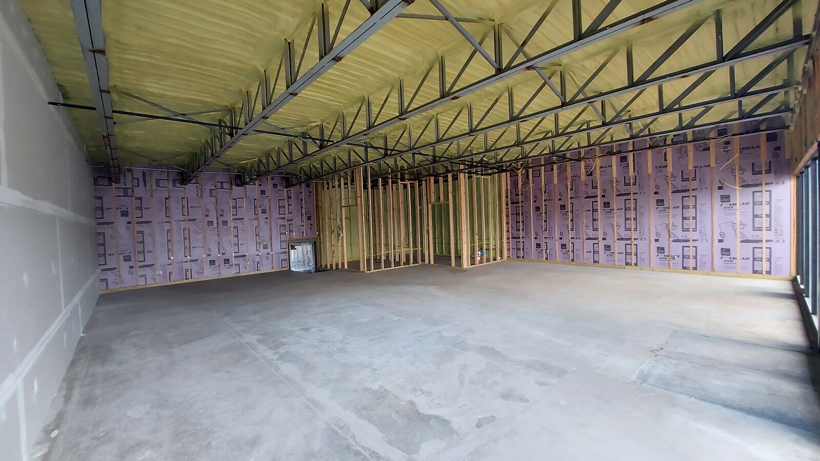 101 Redfield Plz, Marshall, MI 49068