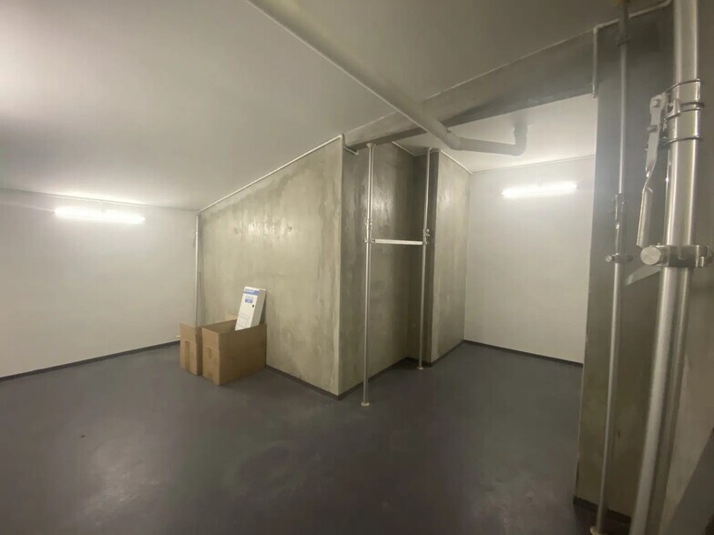 Retail in Paris for sale - Building Photo - Image 2 of 6