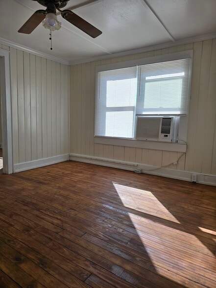 4297 N Henry Blvd, Stockbridge, GA for sale - Interior Photo - Image 3 of 37