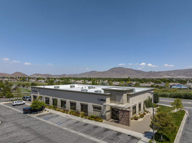 10685 Professional Cir, Reno, NV for sale - Building Photo - Image 1 of 1